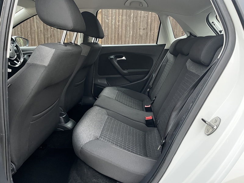 Volkswagen Polo BlueMotion Tech SE - U139