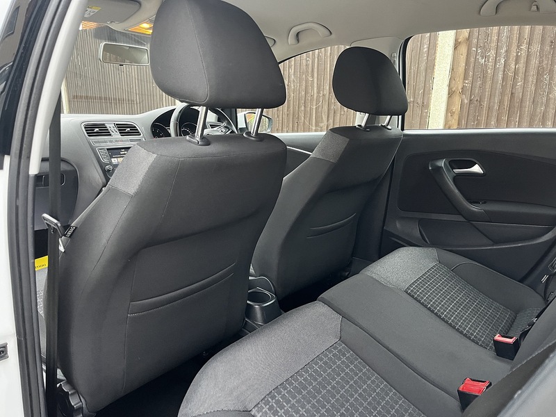 Volkswagen Polo BlueMotion Tech SE - U139