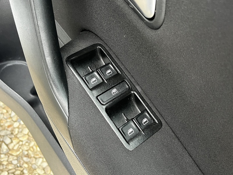 Volkswagen Polo BlueMotion Tech SE - U139