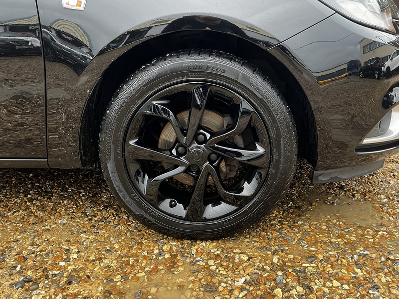 Vauxhall Corsa i SRi Nav - U140