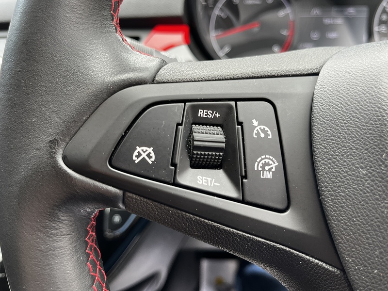 Vauxhall Corsa i SRi Nav - U140