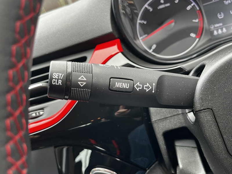 Vauxhall Corsa i SRi Nav - U140