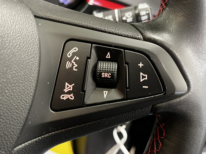 Vauxhall Corsa i SRi Nav - U140