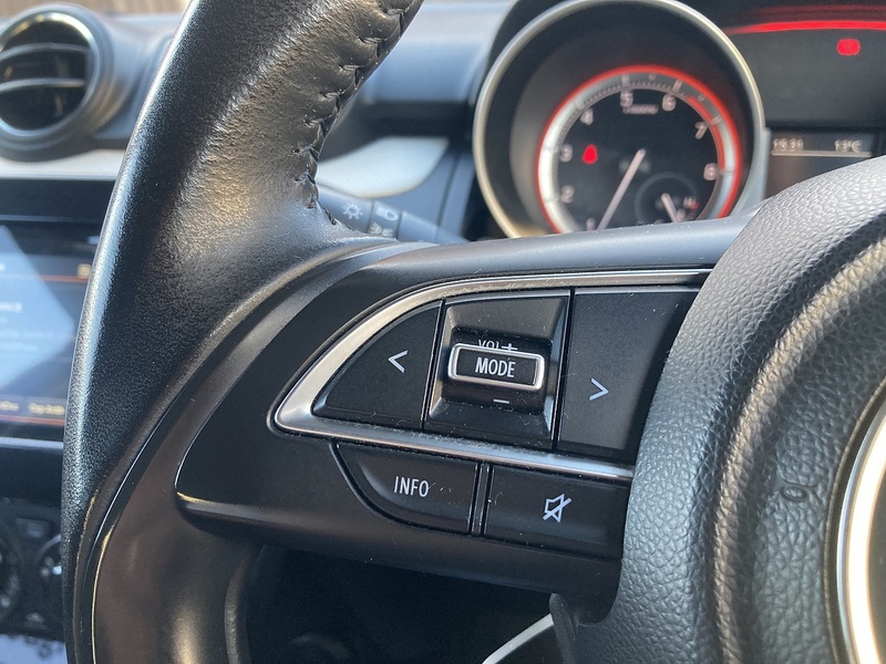 Suzuki Swift Dualjet MHEV SZ-L - U143