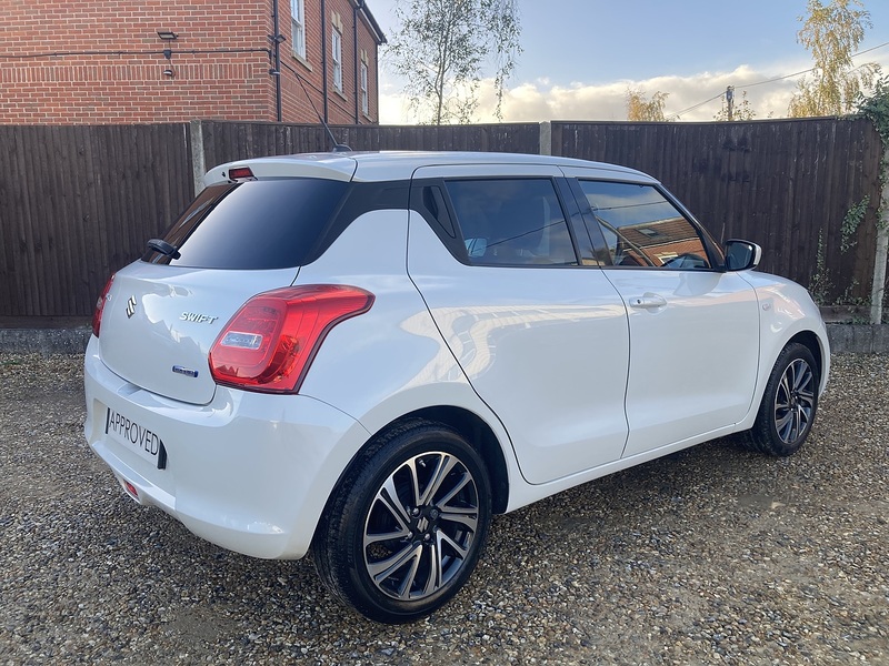 Suzuki Swift Dualjet MHEV SZ-L - U143