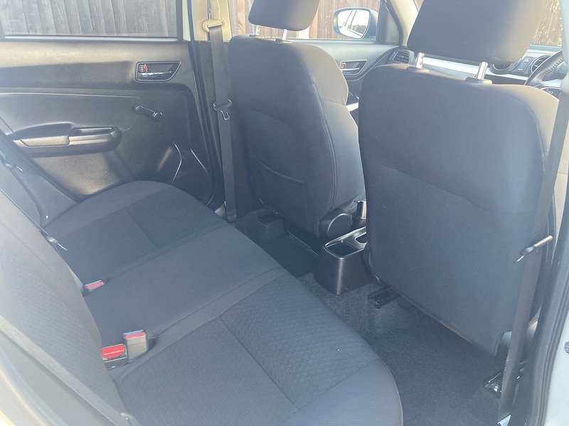 Suzuki Swift Dualjet MHEV SZ-L - U143