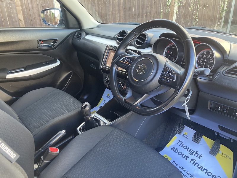 Suzuki Swift Dualjet MHEV SZ-L - U143