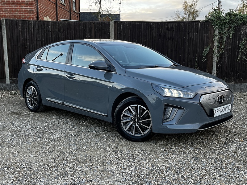 Hyundai IONIQ Premium - U146