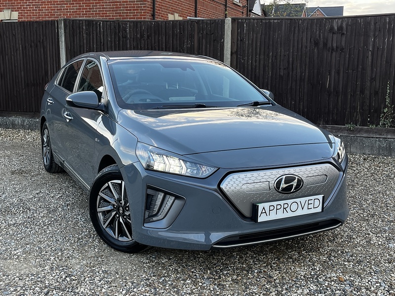 Hyundai IONIQ Premium - U146
