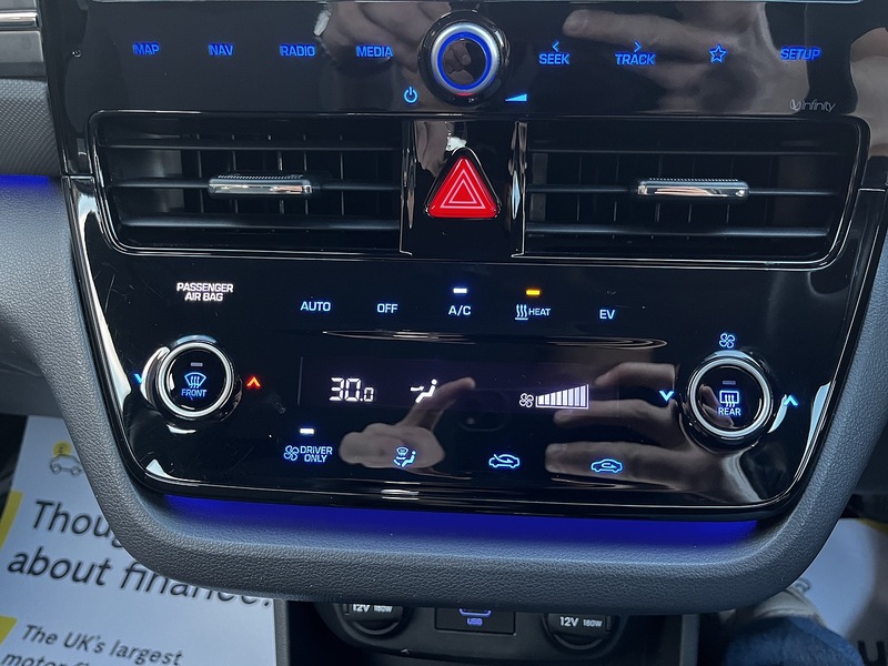 Hyundai IONIQ Premium - U146