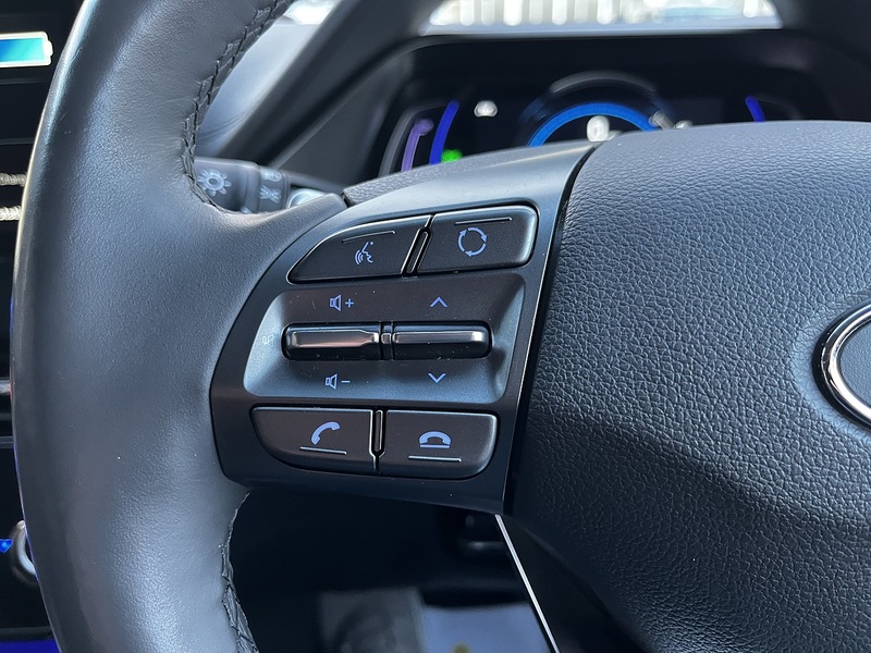 Hyundai IONIQ Premium - U146