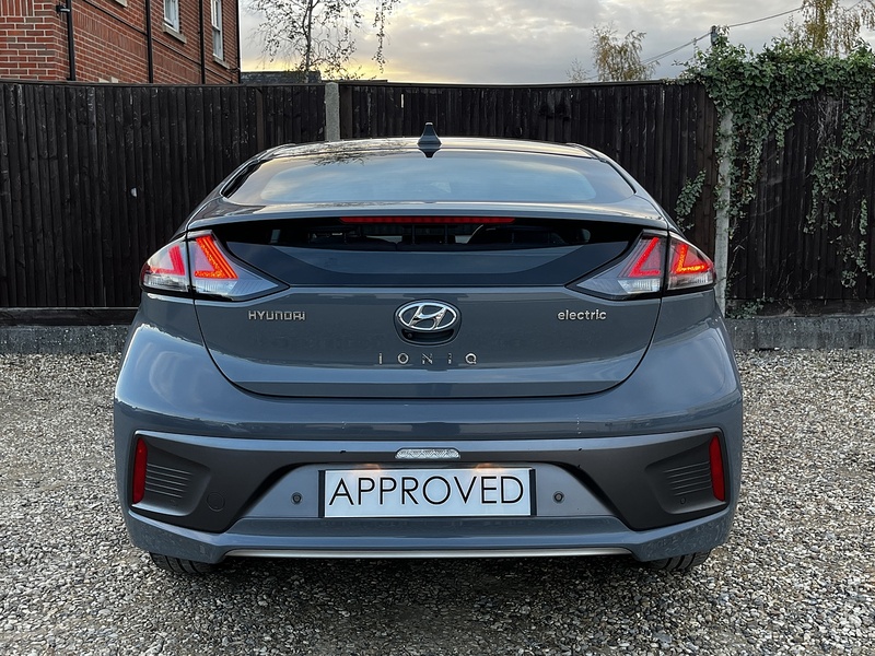 Hyundai IONIQ Premium - U146