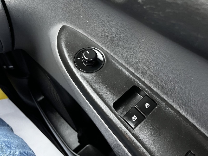 Vauxhall Viva i SL - U152