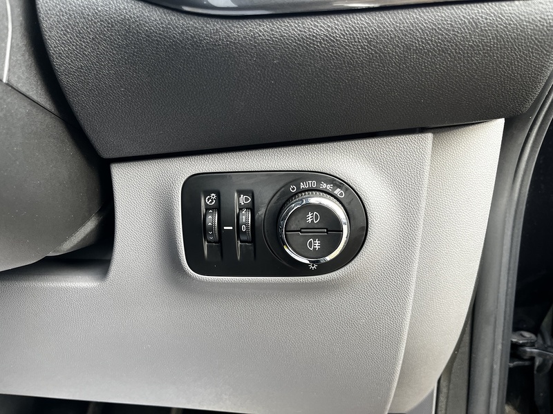 Vauxhall Corsa i ecoFLEX SE - U153