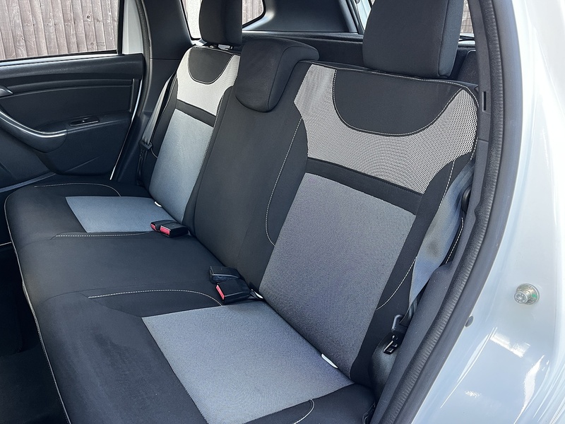 Dacia Duster dCi Laureate - U154