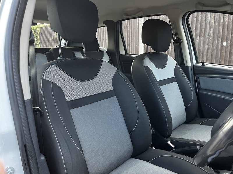 Dacia Duster dCi Laureate - U154