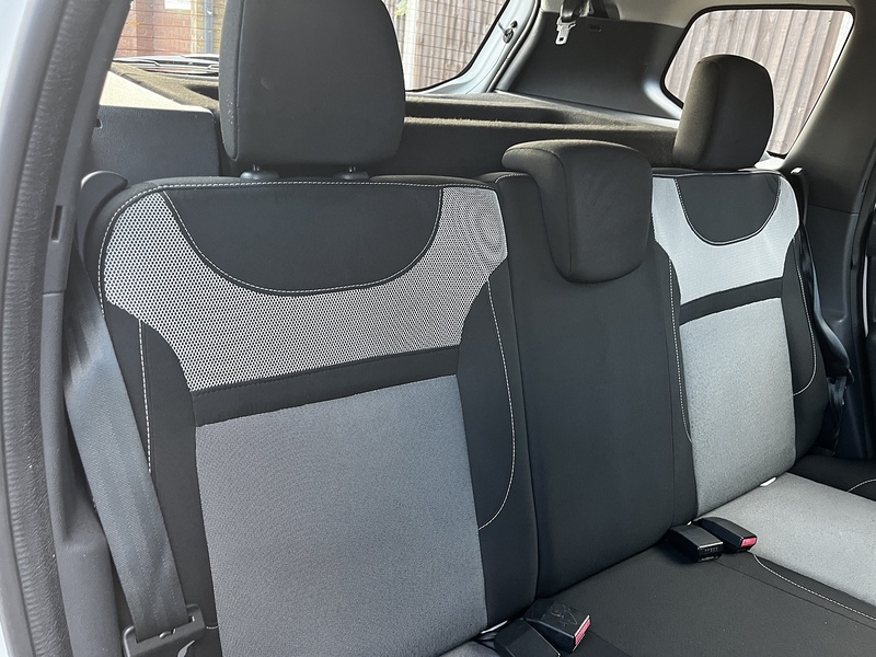 Dacia Duster dCi Laureate - U154