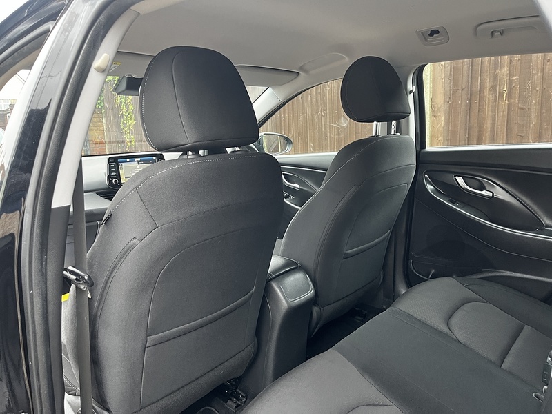 Hyundai i30 T-GDi SE Nav - U159