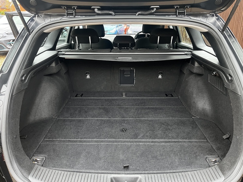 Hyundai i30 T-GDi SE Nav - U159