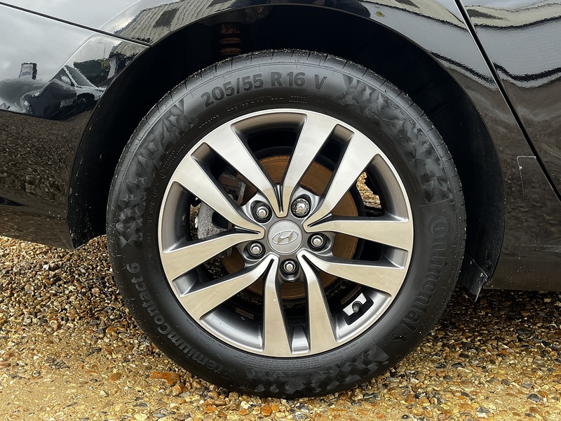 Hyundai i30 T-GDi SE Nav - U159