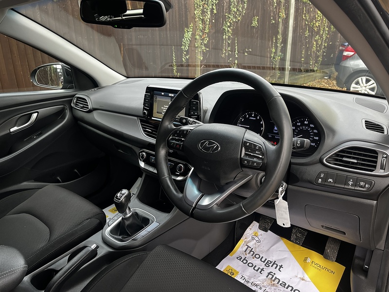 Hyundai i30 T-GDi SE Nav - U159