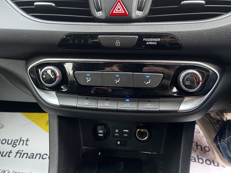 Hyundai i30 T-GDi SE Nav - U159