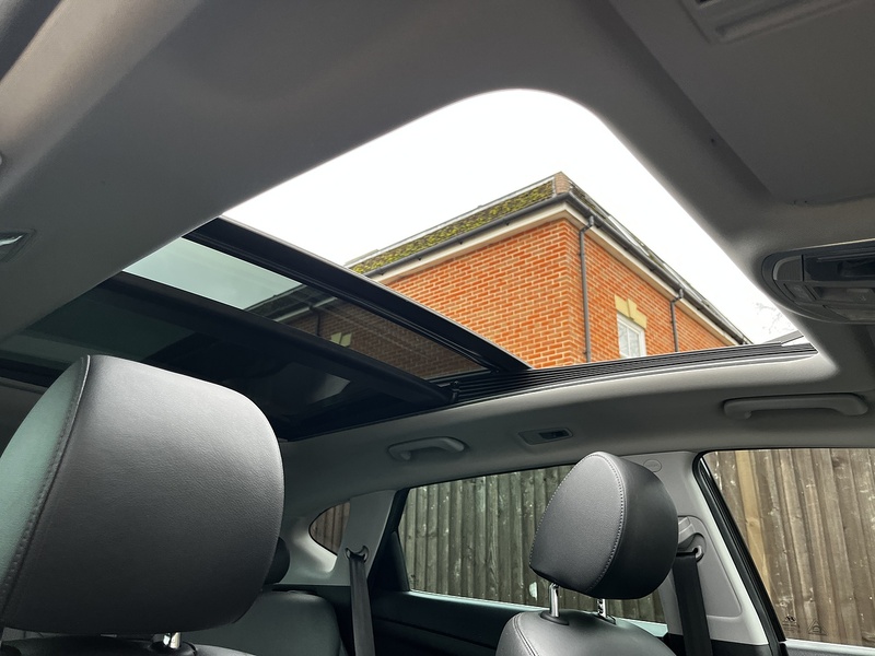 Hyundai TUCSON T-GDi Premium SE - U161