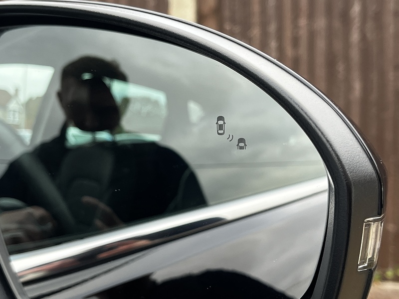 Hyundai TUCSON T-GDi Premium SE - U161