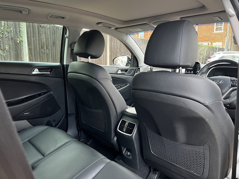 Hyundai TUCSON T-GDi Premium SE - U161