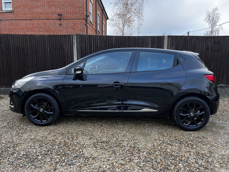 Renault Clio TCe Play - U162
