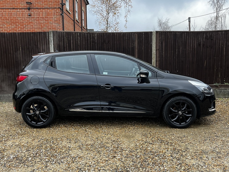 Renault Clio TCe Play - U162