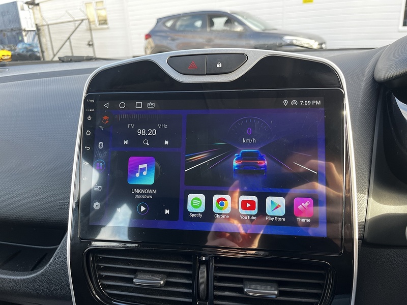 Renault Clio TCe Play - U162