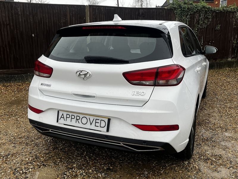 Hyundai i30 T-GDi MHEV SE Connect - U169