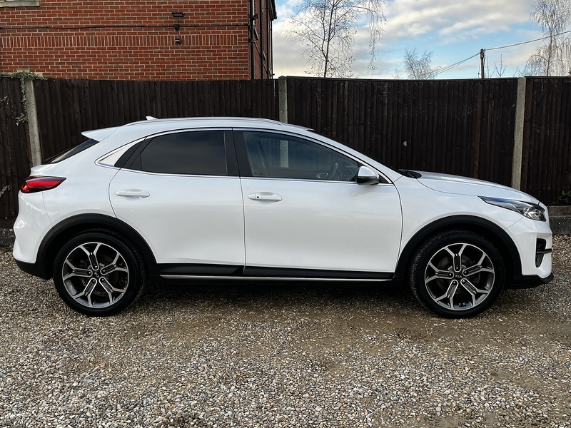 Kia XCeed T-GDi 3 - U174