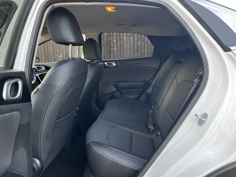 Kia XCeed T-GDi 3 - U174