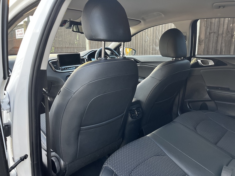 Kia XCeed T-GDi 3 - U174