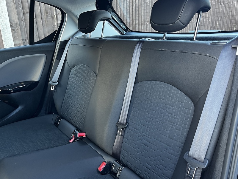 Vauxhall Corsa i ecoTEC SE Nav - U178