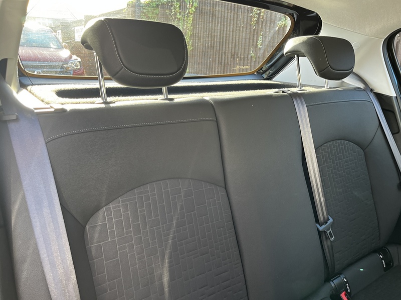 Vauxhall Corsa i ecoTEC SE Nav - U178