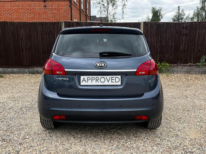 Kia Venga 4 - U18