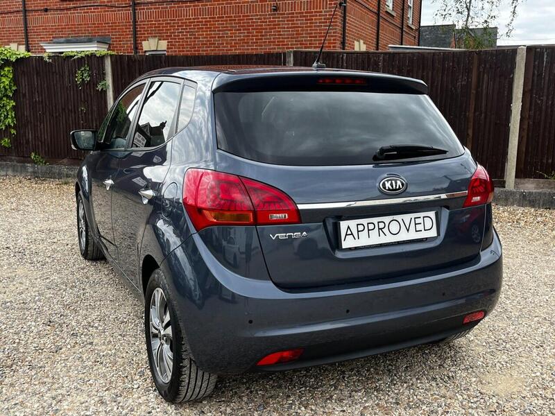 Kia Venga 4 - U18