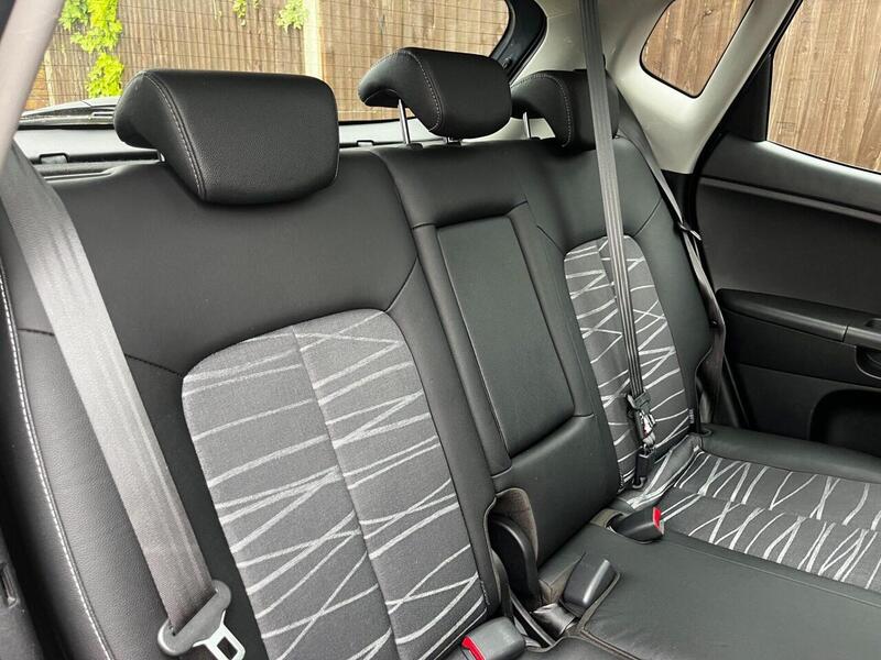 Kia Venga 4 - U18