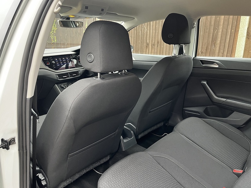 Volkswagen Polo TSI SE - U181