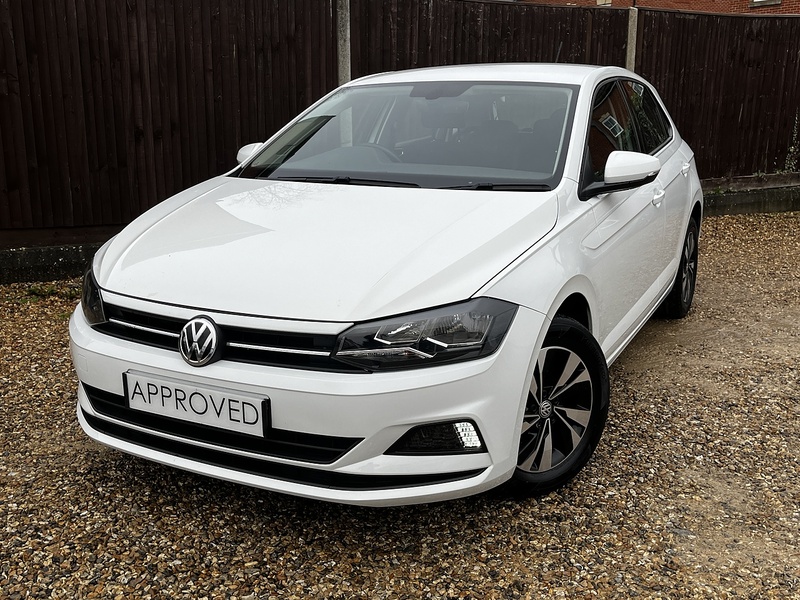 Volkswagen Polo TSI SE - U181
