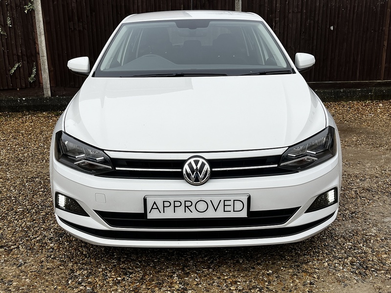 Volkswagen Polo TSI SE - U181