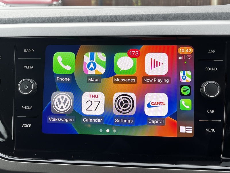 Volkswagen Polo TSI SE - U181