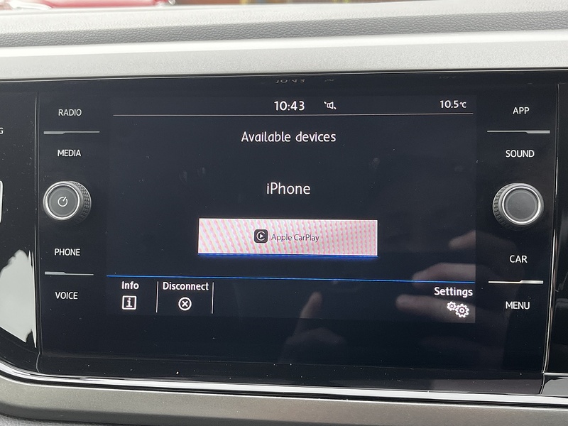 Volkswagen Polo TSI SE - U181