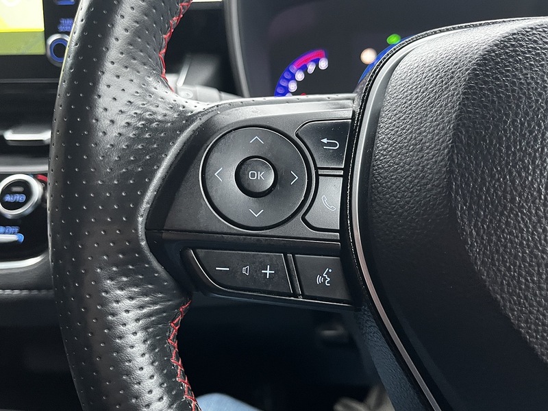 Toyota Corolla VVT-h GR SPORT - U183