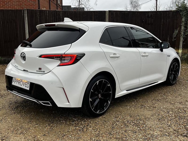 Toyota Corolla VVT-h GR SPORT - U183