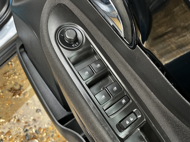 Vauxhall Mokka X i Turbo ecoTEC Design Nav - U186