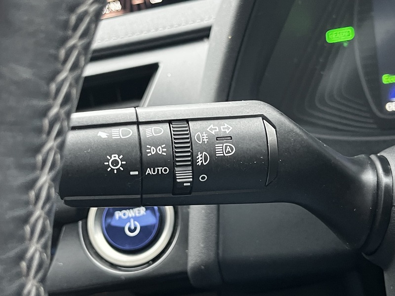 Lexus UX 300e - U187